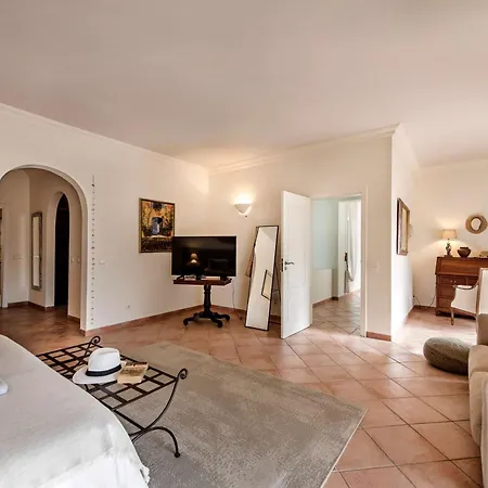 Zarana Fantastic House In Salinas Villa